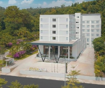 PERERAT KEBERSAMAAN, MAXONE BATAM GELAR BUKA PUASA BERSAMA KARYAWAN DAN KELUARGA