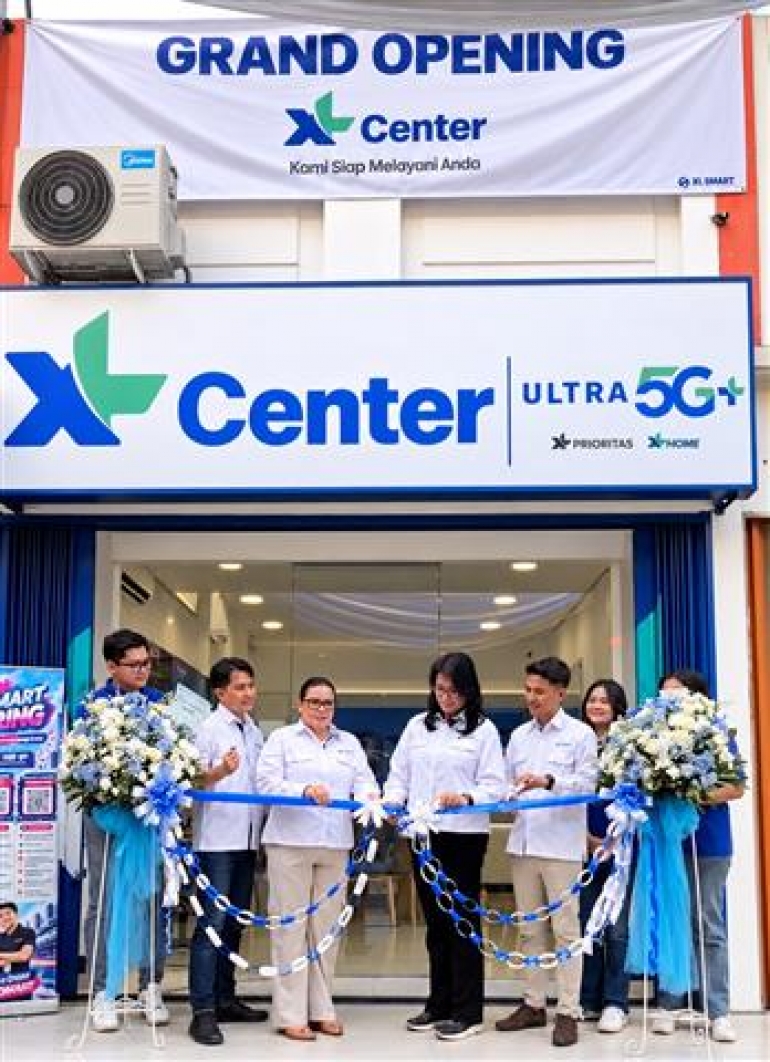 XLSMART Hadir Lebih Dekat Tingkatkan Pengalaman Pelanggan di Palembang