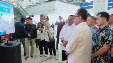 Menteri Perhubungan Republik Indonesia, Budi Karya Sumadi, berkesempatan untuk mengunjungi Pelabuhan Domestik dan Internasional Sekupang, Kota Batam