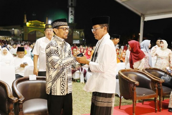 Peringatan Maulid Nabi Bersama Ustaz Wijayanto, Amsakar Ajak Jemaah Meneladani Rasulullah SAW