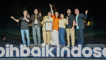 11 Jam Live TikTok Tanpa Putus Bareng Indosat, Dave Hendrik – Iwet Ramadhan Pecahkan Rekor MURI