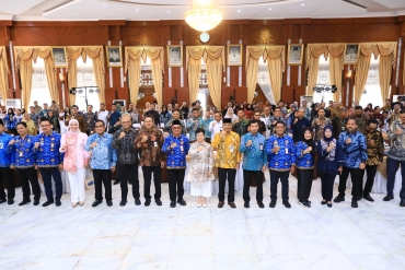 PENGUATAN INTEGRITAS FONDASI UTAMA PERTUMBUHAN EKONOMI OJK GELAR GOVERNANSI INSIGHT FORUM DI KALIMANTAN SELATAN