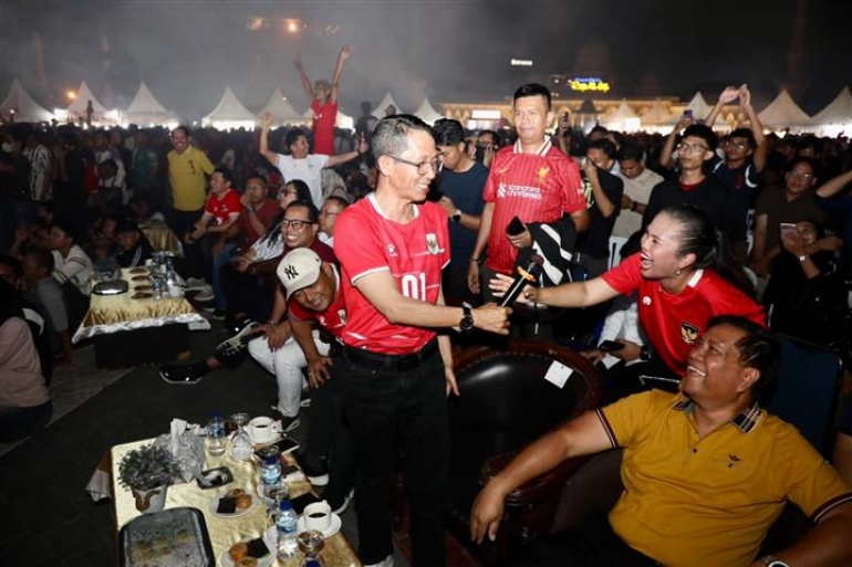 Indonesia Juara FIFA ASEAN Cup, Amsakar Rayakan Kemenangan Bersama Ribuan Warga Batam