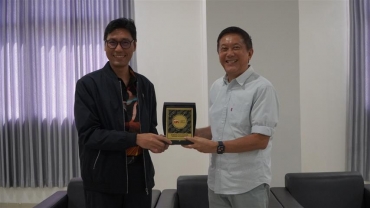 OJK KEPRI PERKUAT LITERASI KEUANGAN SYARIAH PEKERJA KAWASAN INDUSTRI TERPADU KABIL