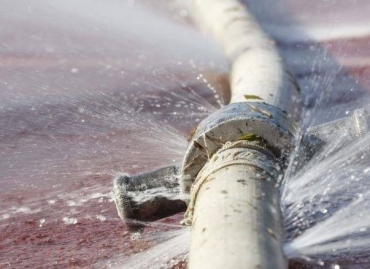 Perbaikan Pipa Bocor di Depan Rusun Mukakuning Selesai, Distribusi Air Berangsur Normal