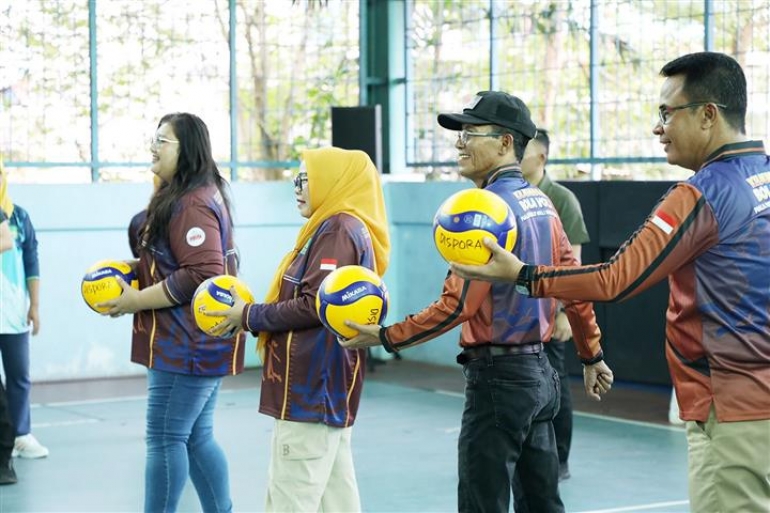 67 Tim Berlaga di Kejuaraan Voli Piala Wali Kota dan Ketua TP-PKK Batam