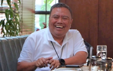 SERAGAM BIRU SAYA LIPAT DENGAN BANGGA !