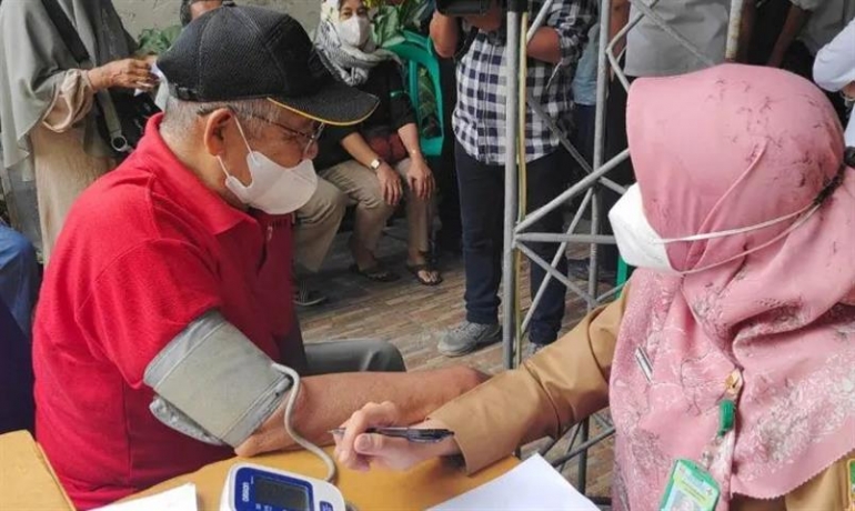CKG Perkuat Penanganan Hipertensi Lansia demi Kesehatan Berkualitas