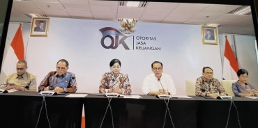 PENUNJUKAN ANGGOTA DEWAN KOMISIONER PENGGANTI  KETUA DEWAN KOMISIONER, WAKIL KETUA DEWAN KOMISIONER, DAN KEPALA EKSEKUTIF PENGAWAS PASAR MODAL, KEUANGAN DERIVATIF                        DAN BURSA KARBON