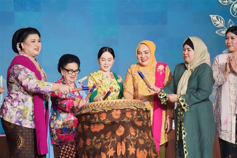 Gegap Gempita Perayaan Hari Kebaya Nasional BP Batam